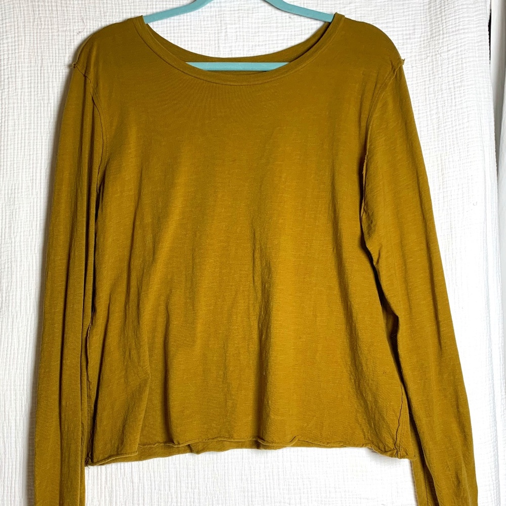 Anthropologie long sleeve tee mustard colored great for Fall size Large